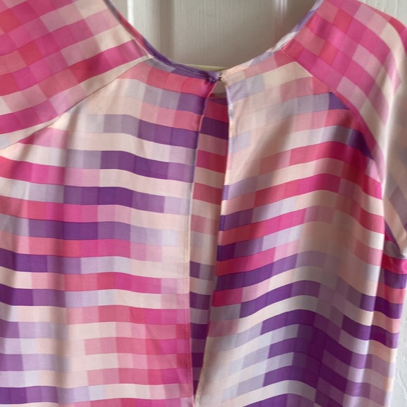 Parker NWOT 100% silk chiffon, geometric patterned blouse. Size S. - Picture 3 of 6